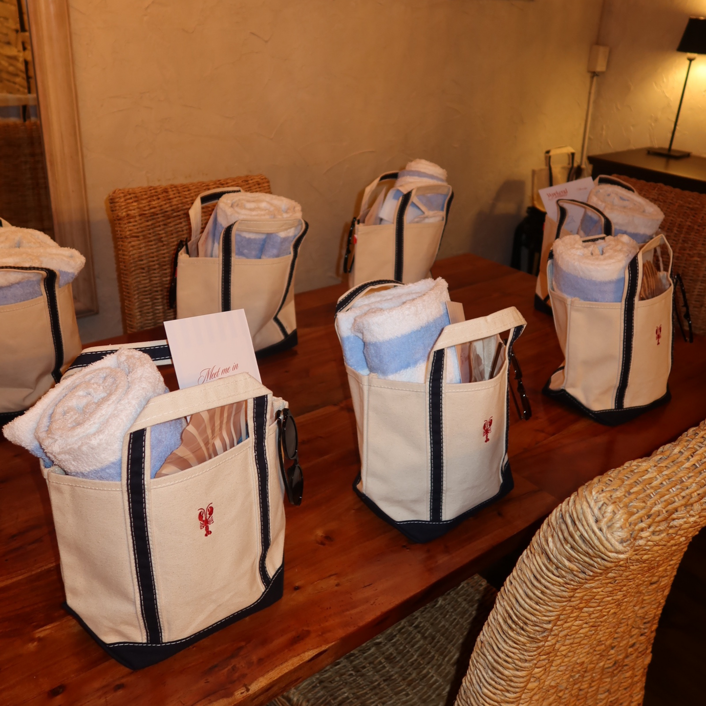 Small Navy Lobster Tote